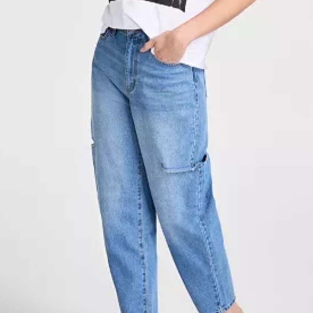 NWT-Bar III Casual Light Blue Boyfriend Jeans